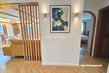 En Exclusivité ! Splendide chalet familial de 8.5 pièces dans un quartier prisé à Crans et en bordure du golf Ballesteros !