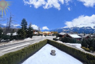 En Exclusivité ! Splendide chalet familial de 8.5 pièces dans un quartier prisé à Crans et en bordure du golf Ballesteros !