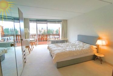 À louer à l'année uniquement, ce superbe studio de standing avec un balcon sud dans une résidence hôtelière !