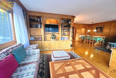 Au cœur de Crans! Grand appartement traversant d'angle de 5.5 pièces avec vaste terrasse sud!