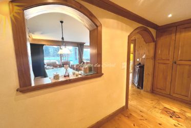 Au cœur de Crans! Grand appartement traversant d'angle de 5.5 pièces avec vaste terrasse sud!