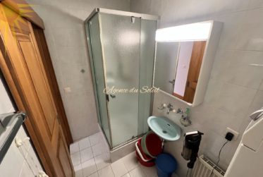 Au cœur de Crans! Grand appartement traversant d'angle de 5.5 pièces avec vaste terrasse sud!