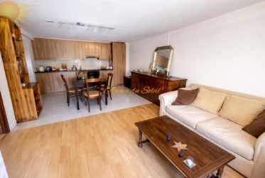 Idéal pour un pied à terre ou un investissement ! Adorable appartement nord de 3.5 pièces, rénové en 2024 à Crans !