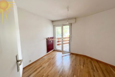 Adorable pied-à-terre de 3.5 pièces à proximité du funiculaire de Montana !