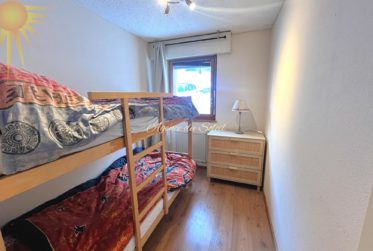 À louer au mois : Très cosy appartement de 3.5 pièces à proximité du funiculaire !