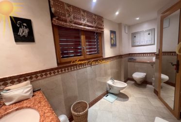 SKI-IN/SKI-OUT – Appartement de standing de 4.5 pièces avec piscine privée au cœur de Crans !