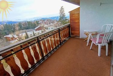 À louer à l'année (à partir du 1r octobre) ce superbe studio de standing avec un balcon sud dans une résidence hôtelière !