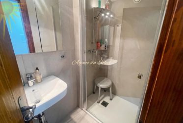 Idéal pour un pied à terre ou un investissement ! Adorable appartement nord de 3.5 pièces, rénové en 2024 à Crans !