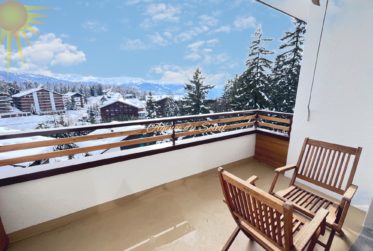 Lumineux appartement traversant de 4,5 pièces avec 2 balcons (nord/sud) à proximité du Régent à Crans !