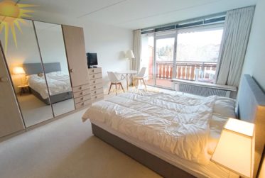À louer à l'année (à partir du 1r octobre) ce superbe studio de standing avec un balcon sud dans une résidence hôtelière !