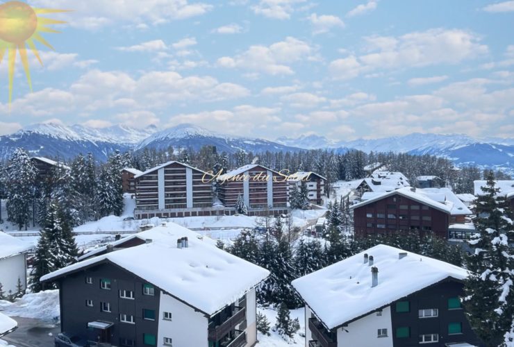 Lumineux appartement traversant de 4,5 pièces avec 2 balcons (nord/sud) à proximité du Régent à Crans !