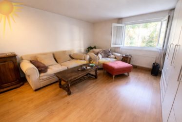 Idéal pour un pied à terre ou un investissement ! Adorable appartement nord de 3.5 pièces, rénové en 2024 à Crans !