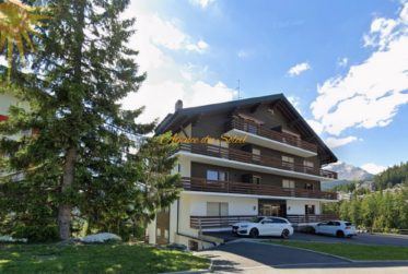 Idéal pour un pied à terre ou un investissement ! Adorable appartement nord de 3.5 pièces, rénové en 2024 à Crans !