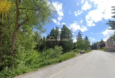 À louer (au mois) à partir du 1er février 2027 ce vaste studio sud à proximité du centre de Crans !
