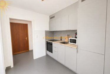 À louer (au mois) ce cosy et vaste studio au centre de Crans !