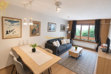 À louer (saison): Très cosy appartement de 3.5 pièces à proximité du funiculaire !