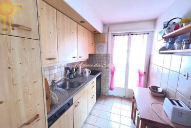 Lumineux appartement traversant de 4,5 pièces avec 2 balcons (nord/sud) à proximité du Régent à Crans !