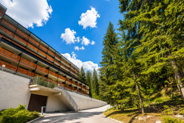 À louer (au mois) ce cosy et vaste studio au centre de Crans !