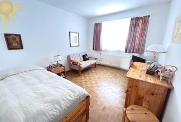 Lumineux appartement traversant de 4,5 pièces avec 2 balcons (nord/sud) à proximité du Régent à Crans !