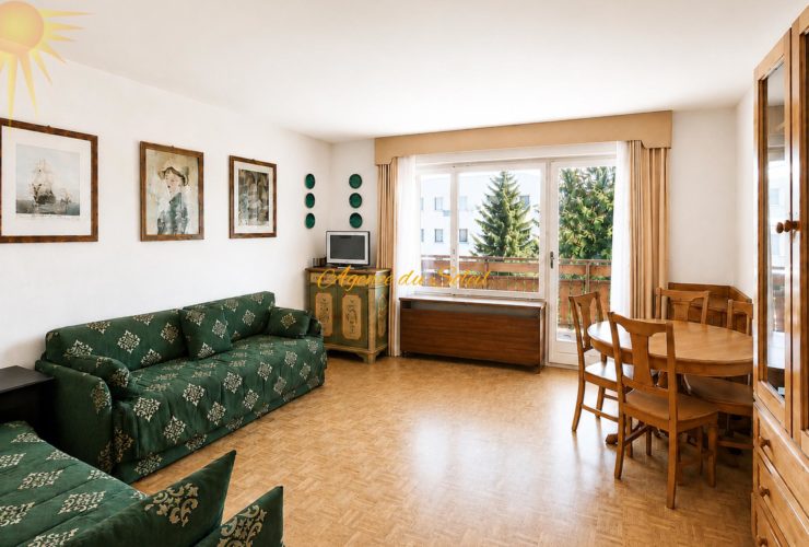 Au cœur de Crans, spacieux appartement traversant de 2.5 piècesavec 2 balcons !