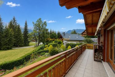 Superbe chalet familiale dans un emplacement privilégié verdoyant et calme à Crans !