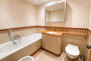 Appartement Ski-in/Ski-out de standing de 4.5 pièces avec piscine privée au cœur de Crans !