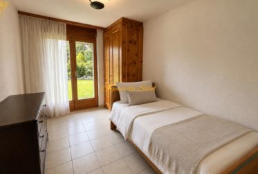 Superbe chalet familiale dans un emplacement privilégié verdoyant et calme à Crans !