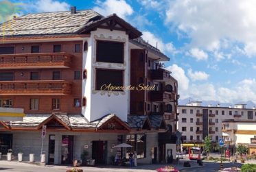 Au cœur de Crans ! Élégant appartement de standing de 3,5 pièces avec vaste terrasse orientée est!