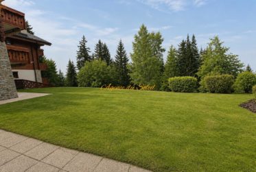 Appartement Ski-in/Ski-out de standing de 4.5 pièces avec piscine privée au cœur de Crans !