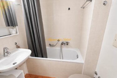À louer (au mois): Très cosy appartement de 3.5 pièces à proximité du funiculaire !