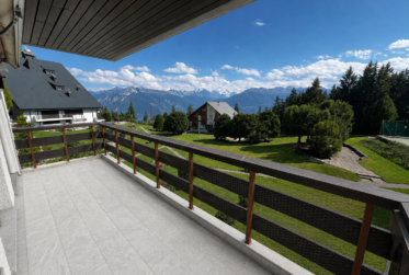 À louer à la semaine : Appartement Ski-in, Ski-out de 5.5 pièces avec 2 places de parc intérieurs, à Montana !