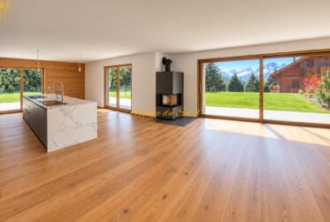 Appartement de standing de 4,5 pièces, neuf et idéalement situé à Crans !