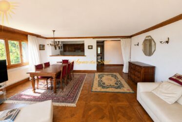 Très joli appartement traversant d'angle à Crans !